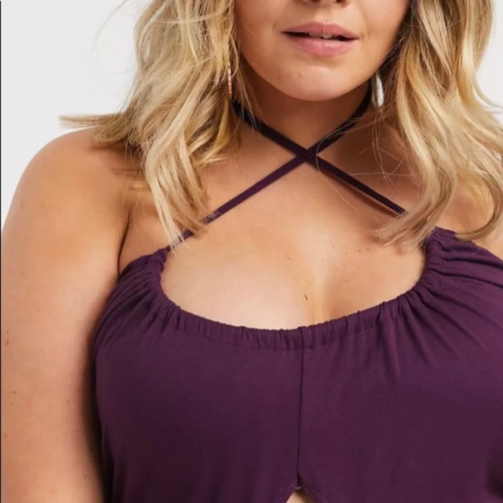 ASOS CURVE RUCHED MIDI DRESS WITH CUT OUT - Picture 3 of 8